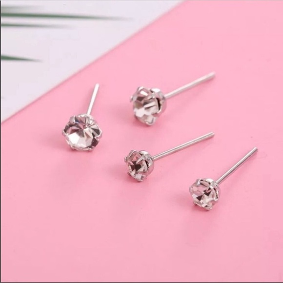 0.84-2Ct Round Cut Simulated Diamonds Back Silver Earrings Studs - Picture 8 of 17